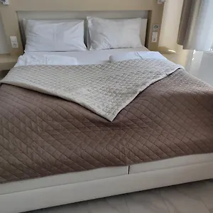 Ch-hotel Luka 2* Viena