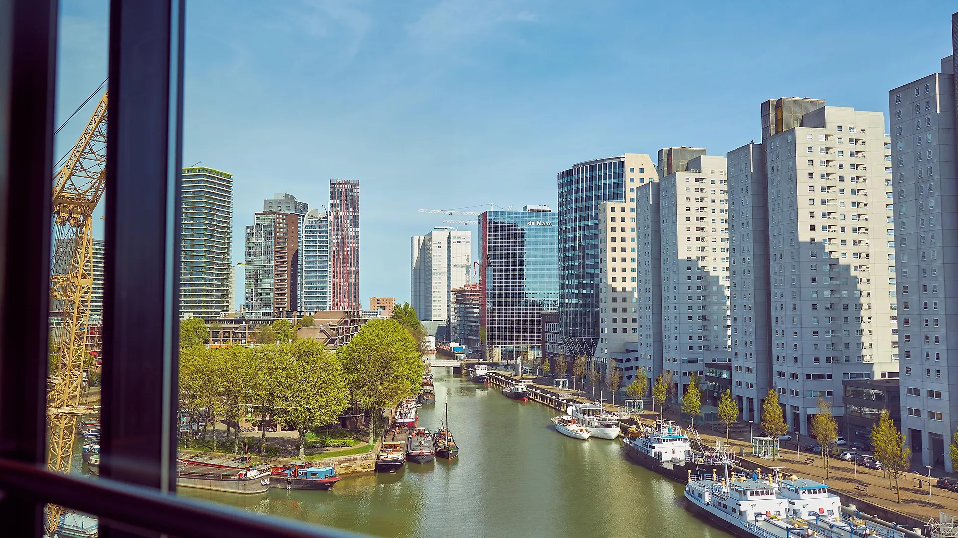 Mainport Hotel Rotterdam, A Hilton Affiliate Hotel